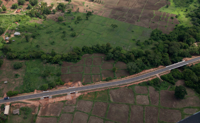 Anuradhapura Horowpatana Trincomalee road (A12)