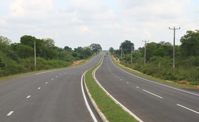 34-Hambantota–Gonnoruwa–Meegahajandura-Road-06