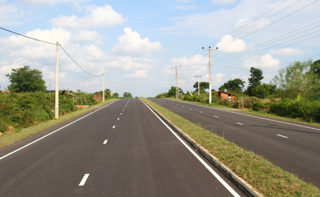 34-Hambantota–Gonnoruwa–Meegahajandura-Road-09