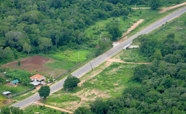 Mankulam Oddusudan road (A34)