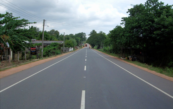 Padeniya-Puttalam Road