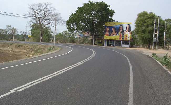 125-Weerawila-Kataragama-Road-04