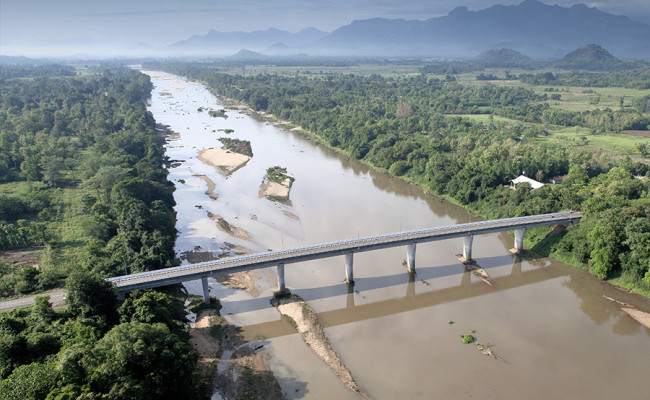 Sakura Bridge, Mahiyangana